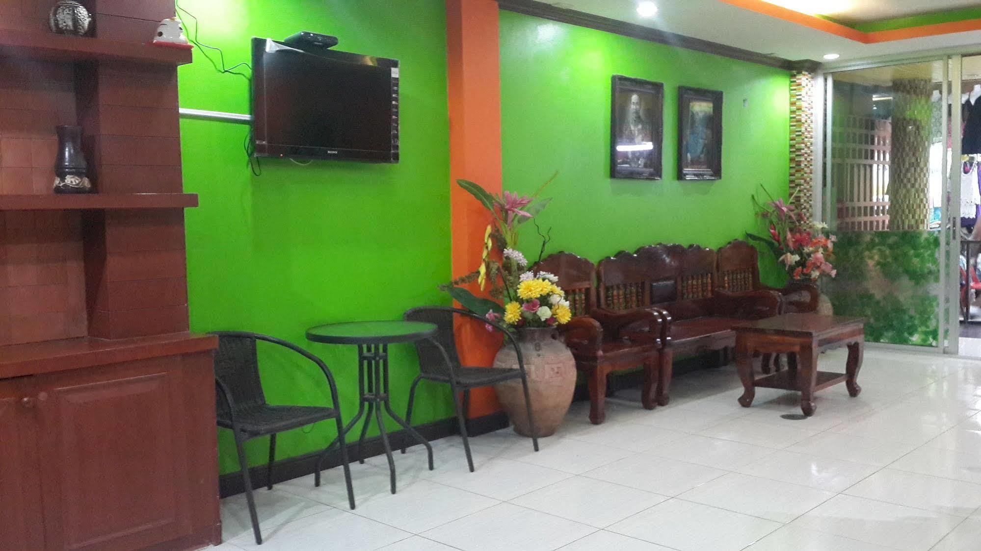 Silla Patong Hostel Ngoại thất bức ảnh