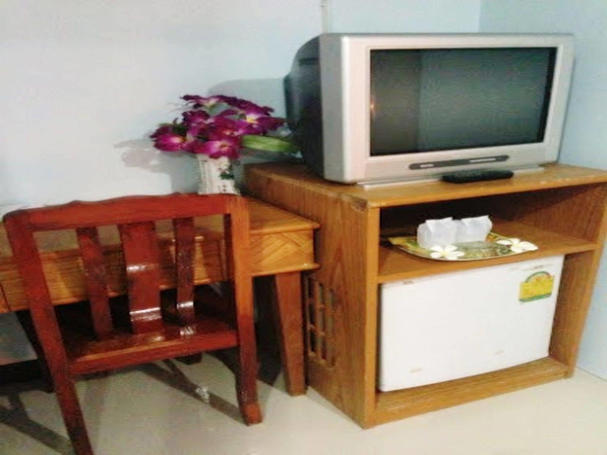 Silla Patong Hostel Ngoại thất bức ảnh